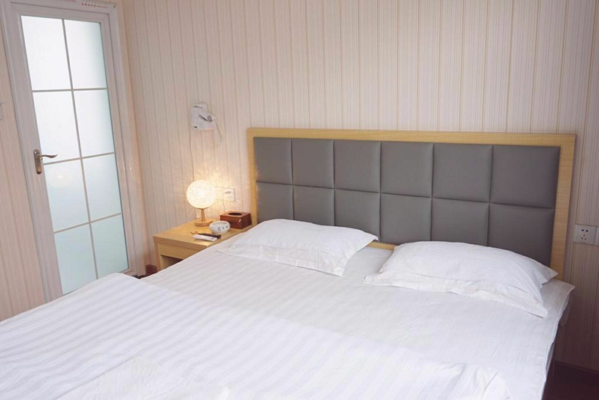 Huanlesong Youth Hostel Γουχάν Εξωτερικό φωτογραφία