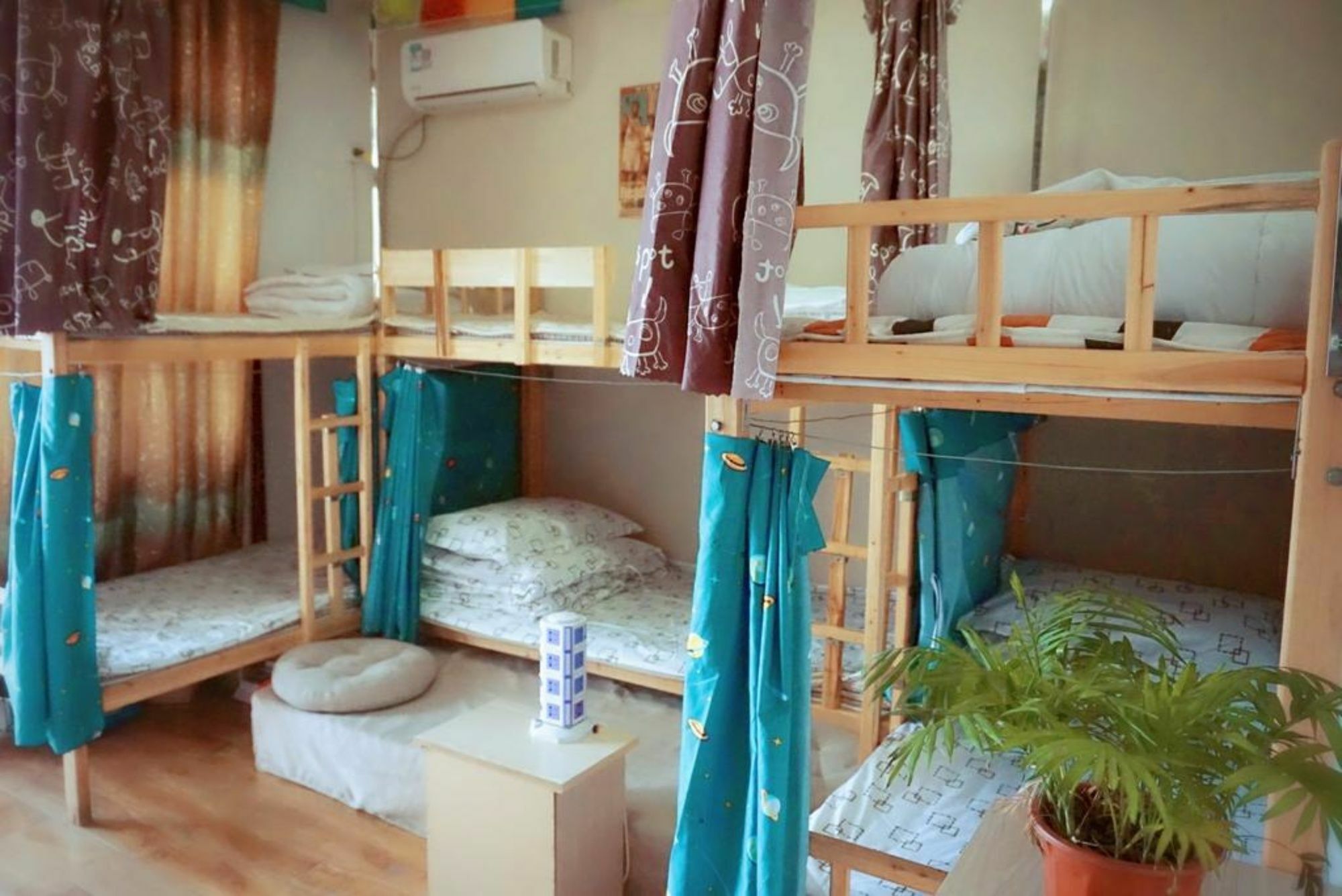 Huanlesong Youth Hostel Γουχάν Εξωτερικό φωτογραφία